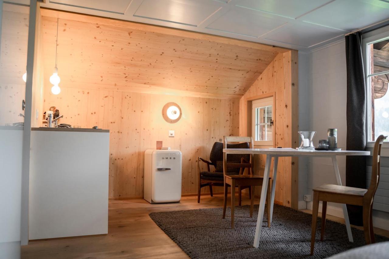 Lenk Lodge - Boutique & Design Hotel Und Apartements ภายนอก รูปภาพ